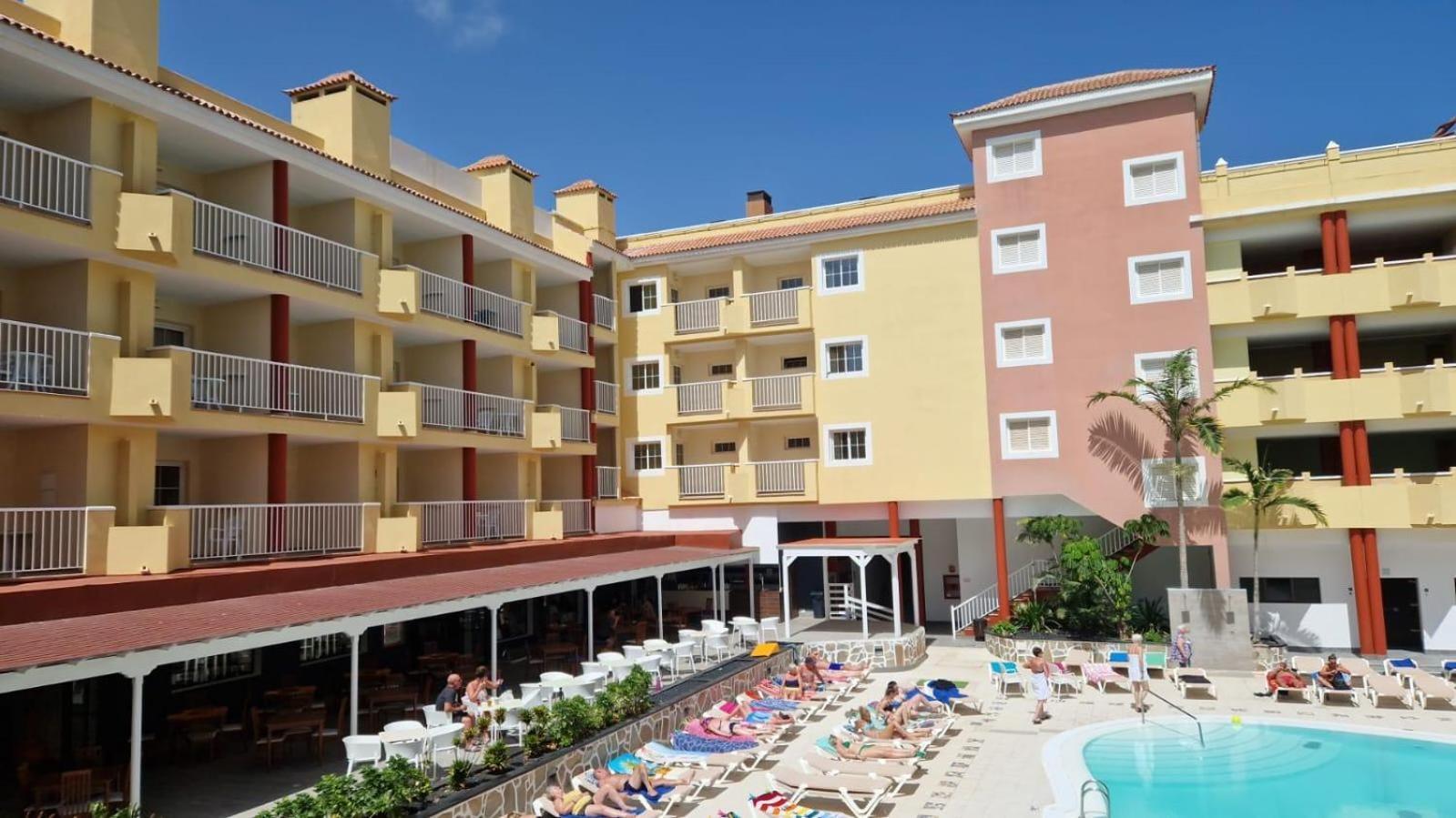 Chatur Costa Caleta Hotel